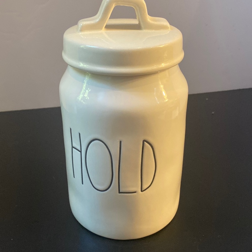 RAE DUNN HOLD medium 8” ceramic canister